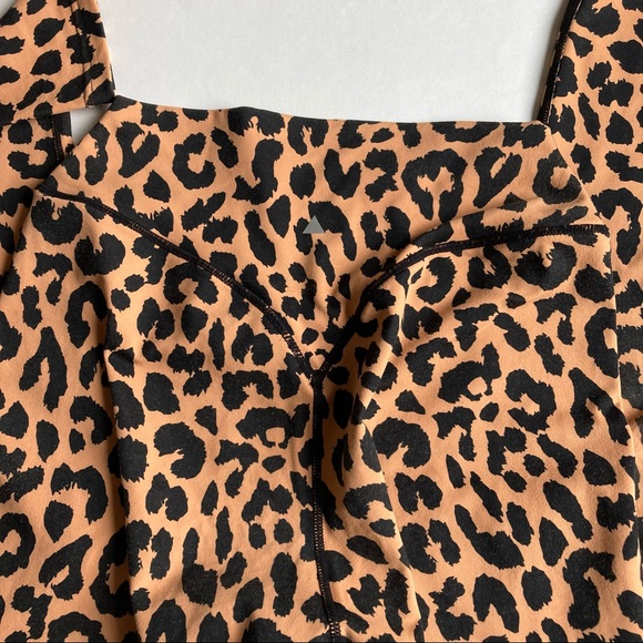 SOLD!!!! balance athletica king cheetah ascend pant - Picture 3 of 4